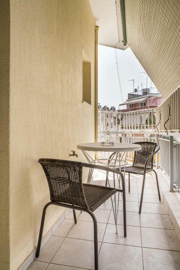 Classy 2 Bedroom Apartment Near Acropolis & Metro Aten Exteriör bild
